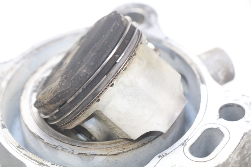 photo de CYLINDER PISTON SUZUKI BURGMAN 125 (2007 - 2014)