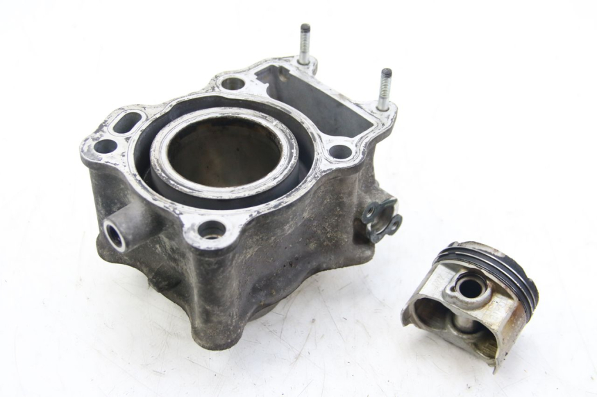 photo de CYLINDER PISTON SUZUKI BURGMAN 125 (2007 - 2014)