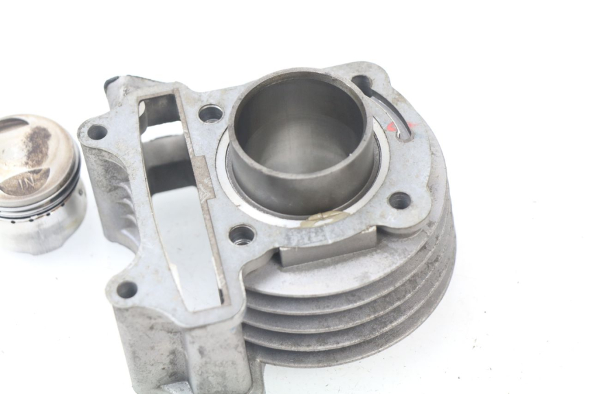 photo de CYLINDER BARREL PISTON SYM SYMPLY 4T 50 (2012 - 2015) - Component detail