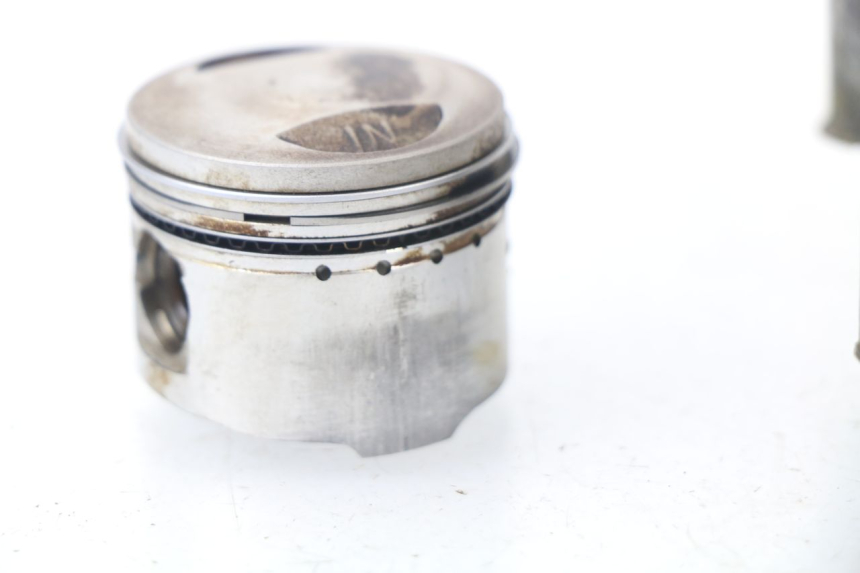 photo de CYLINDER BARREL PISTON SYM SYMPLY 4T 50 (2012 - 2015) - Zoom on usage condition