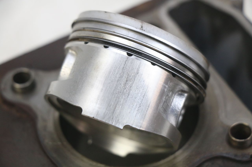 photo de CYLINDER PISTON PIAGGIO VESPA LXV 125 (2006 - 2009)