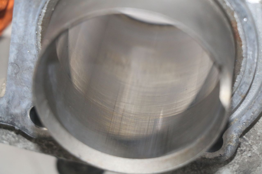 photo de CYLINDER PISTON DAELIM VJ ROADWIN FI 125 (2008 - 2017)