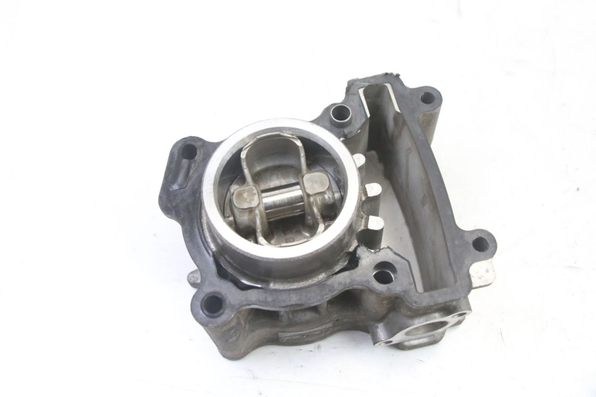 photo de CYLINDER BARREL PISTON YAMAHA X-MAX XMAX 125 (2010 - 2014)