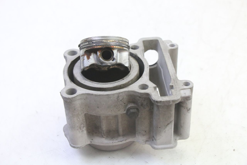 photo de CYLINDER BARREL PISTON YAMAHA X-MAX XMAX 125 (2010 - 2014)