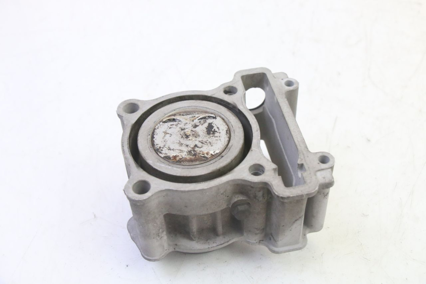 photo de CYLINDER BARREL PISTON YAMAHA X-MAX XMAX 125 (2010 - 2014)
