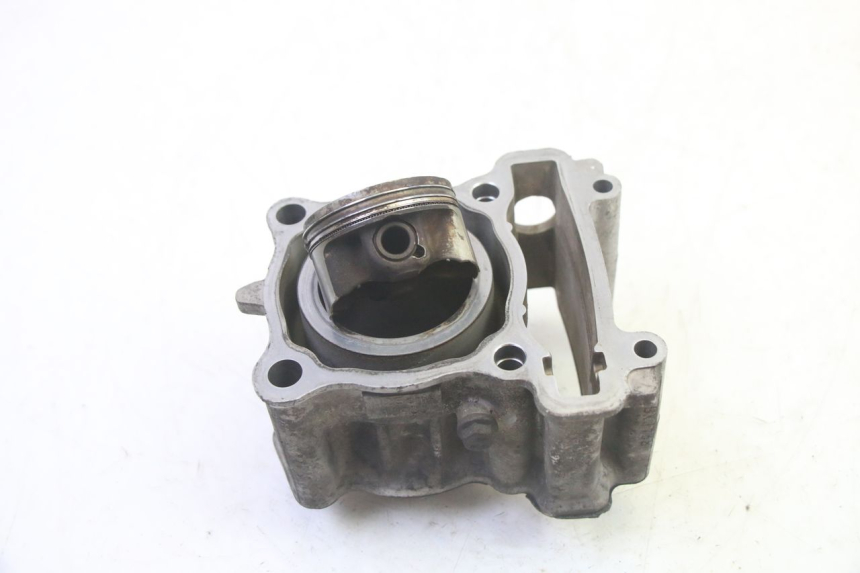 photo de CYLINDER BARREL PISTON YAMAHA X-MAX XMAX 125 (2010 - 2014)