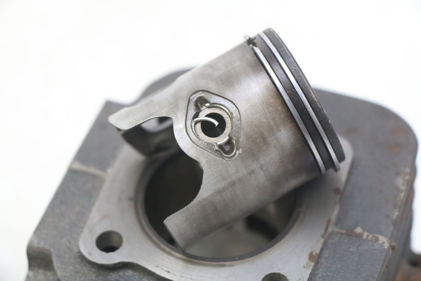 photo de CYLINDER PISTON YAMAHA SLIDER NAKED 50 (2004 - 2018)