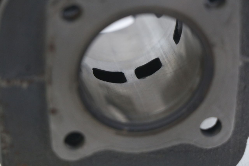 photo de CYLINDER PISTON YAMAHA SLIDER NAKED 50 (2004 - 2018)