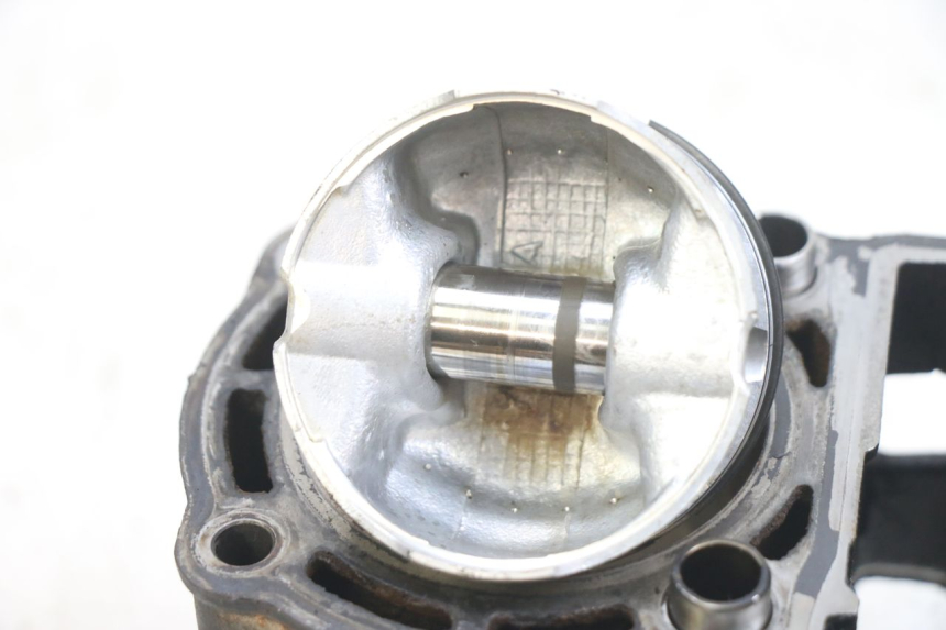 photo de CYLINDER PISTON YAMAHA X-MAX XMAX 250 (2006 - 2009)