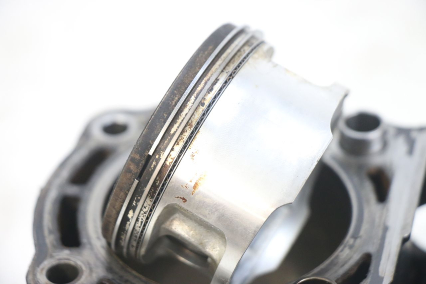 photo de CYLINDER PISTON YAMAHA X-MAX XMAX 250 (2006 - 2009)