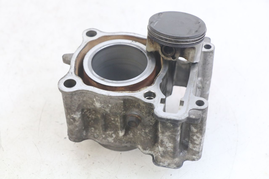 photo de CYLINDER PISTON YAMAHA XMAX X-MAX 125 (2006 - 2009)