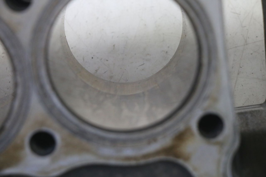 photo de CYLINDER BARREL PISTON KAWASAKI ZR 7 750 (1999 - 2001) - Component zoom