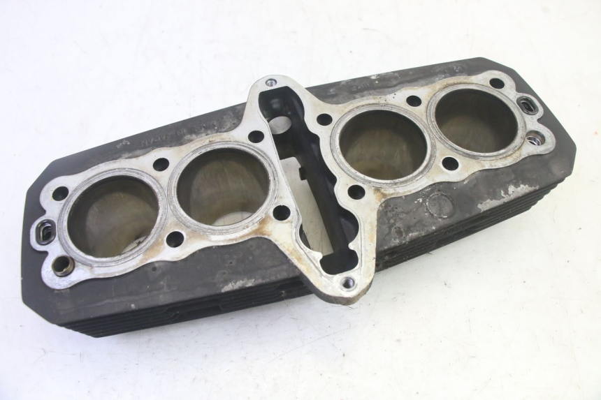 photo de CYLINDER BARREL PISTON KAWASAKI ZR 7 750 (1999 - 2001) - Surface and material condition