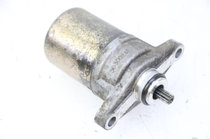 photo de STARTER KYMCO AGILITY NAKED RENOUVO 2T 50 (2011 - 2018)