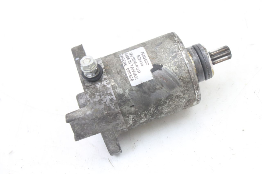 photo de STARTER PIAGGIO XEVO - X EVO 125 (2007 - 2016) - Alternative perspective