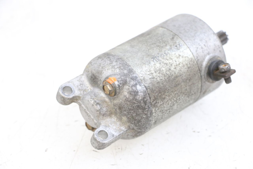 photo de STARTER YAMAHA YP MAJESTY 125 (2002 - 2006) - Alternative perspective