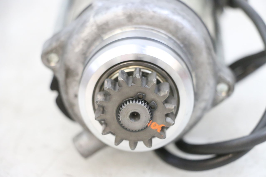 photo de STARTER KAWASAKI ZR 7 750 (1999 - 2001) - Technical close-up
