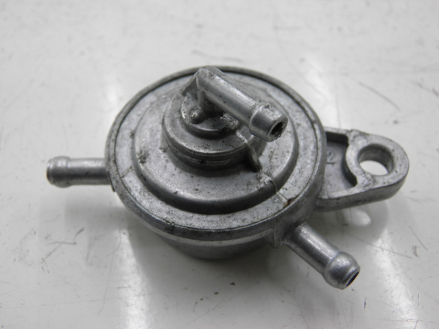 photo de FUEL TANK VALVE BENZHOU YY50QT31 VINTAGE 50 (2009 - 2012)