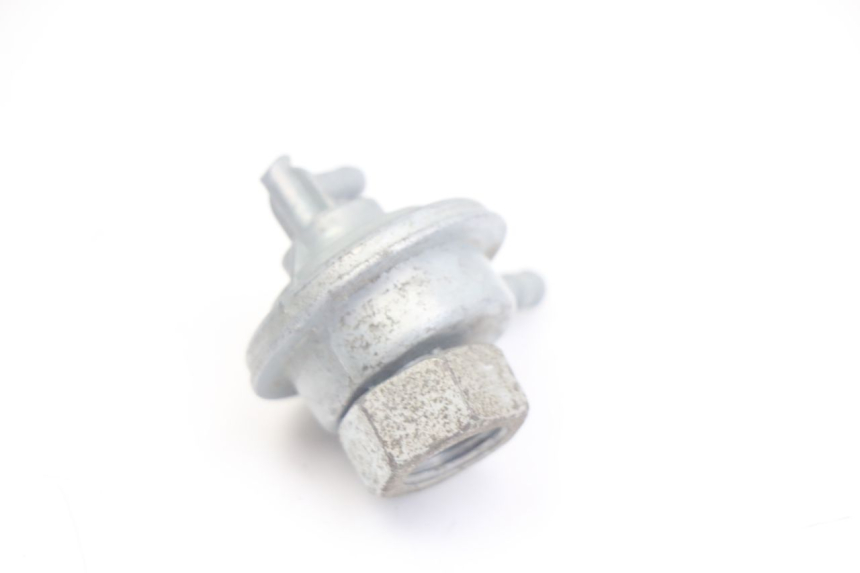 photo de FUEL TANK VALVE BAOTIAN FRESH 50 (2004 - 2012)