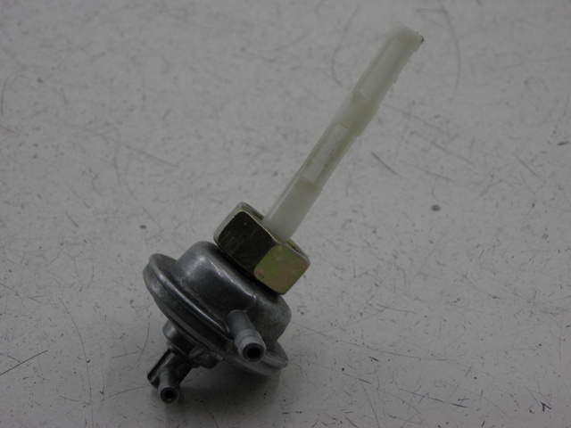 photo de FUEL TANK VALVE JM MOTOR JULIA 50 (2010 - 2014)