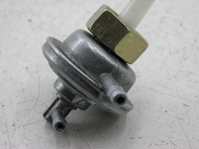 photo de FUEL TANK VALVE JM MOTOR JULIA 50 (2010 - 2014)