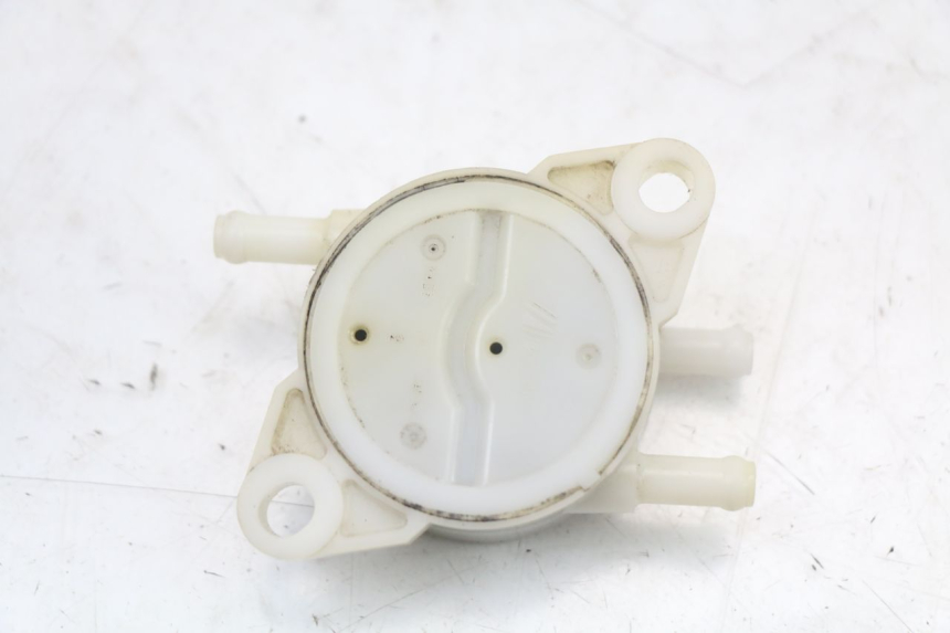 photo de FUEL TANK VALVE PIAGGIO BEVERLY 125 (1998 - 2005)