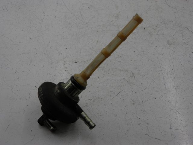 photo de FUEL TANK VALVE PIAGGIO ZIP 4T 50 (2001 - 2008)