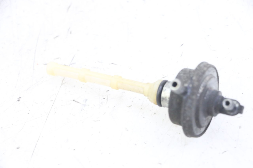 photo de FUEL TANK VALVE PEUGEOT SPEEDFIGHT 2 LC 50 (2000 - 2009)