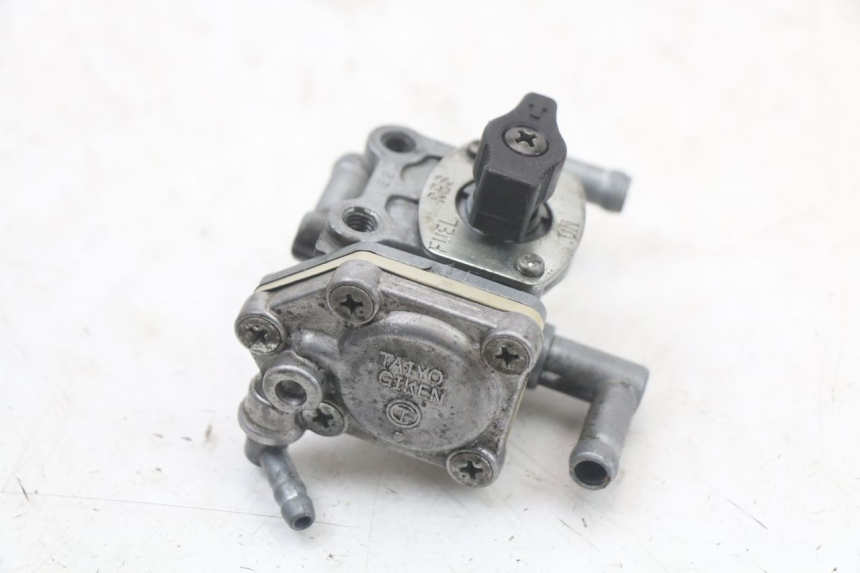 photo de FUEL TANK VALVE SUZUKI GS F 500 (2004 - 2007)