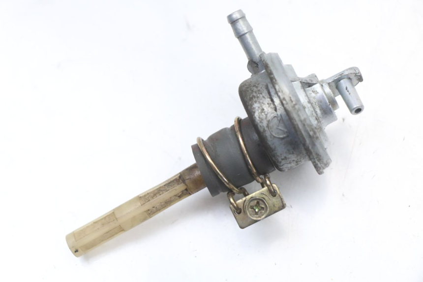 photo de FUEL TANK VALVE SYM MIO 50 (2005 - 2010)