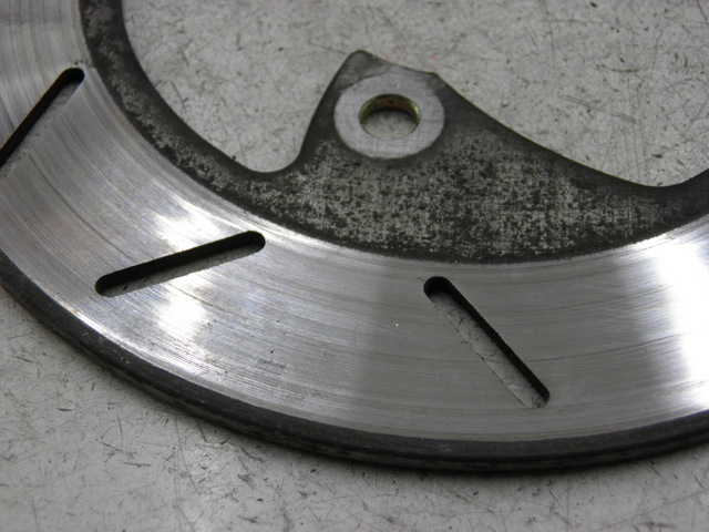 photo de REAR BRAKE DISC APRILIA LEONARDO 125 (1999 - 2001)
