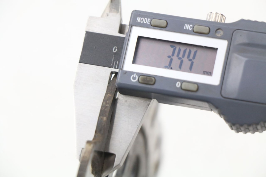 photo de REAR BRAKE DISC LONCIN DIRT BIKE 125