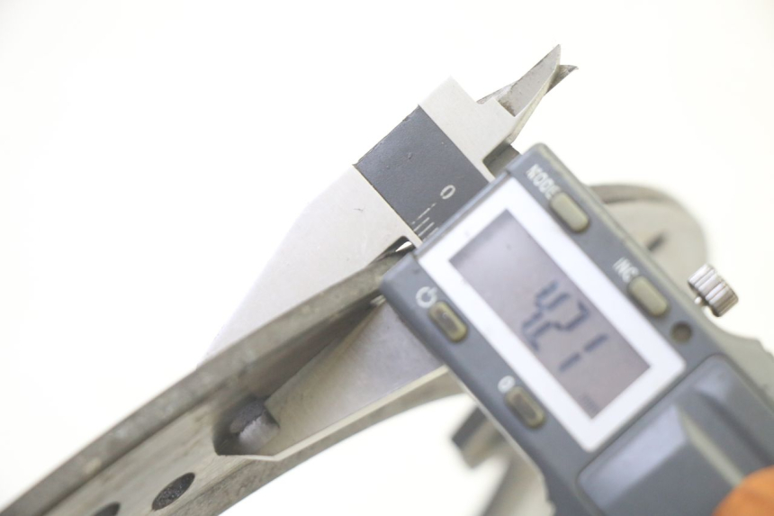 photo de REAR BRAKE DISC SUZUKI DL V STROM 1000 (2002 - 2007) - Technical close-up