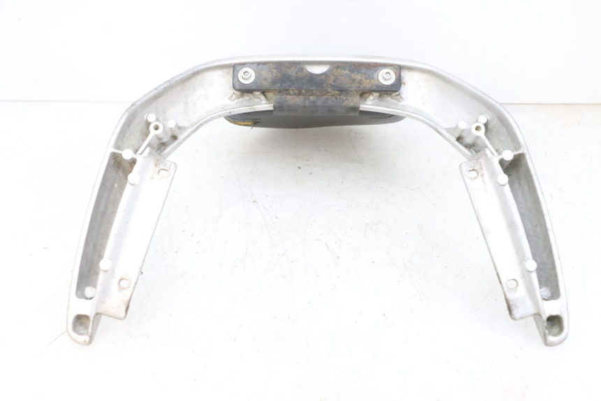 photo de BACKREST PEUGEOT ELYSEO 125 (1999 - 2004) - Fixing points details