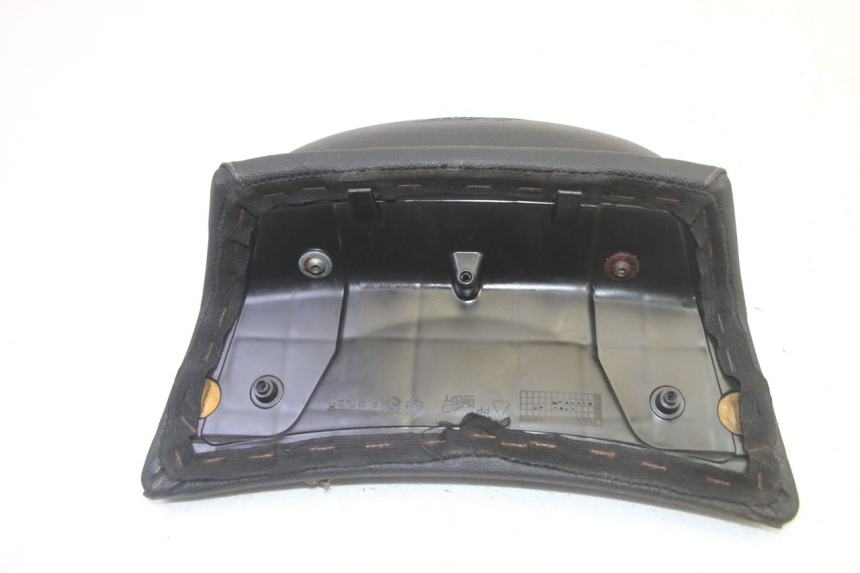 photo de BACKREST PIAGGIO MP3 125 (2006 - 2014)