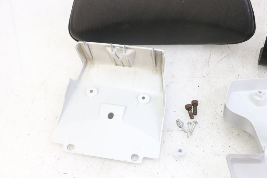 photo de BACKREST PEUGEOT CITYSTAR 2T 50 (2018 - 2021)