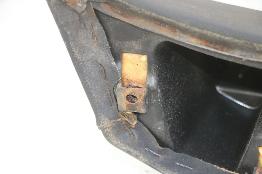 photo de BACKREST PEUGEOT SATELIS 125 (2013 - 2018)