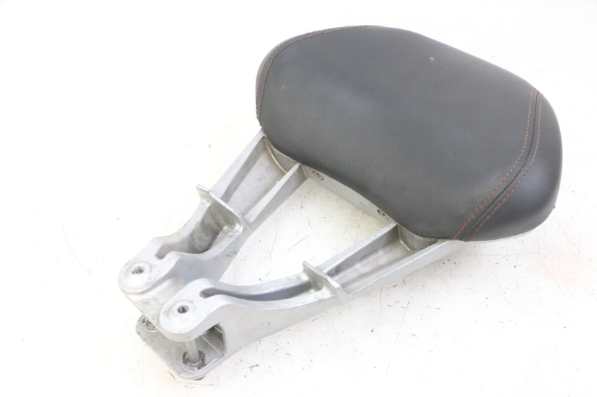 photo de SISSY BAR YAMAHA X-MAX XMAX 125 (2010 - 2014)