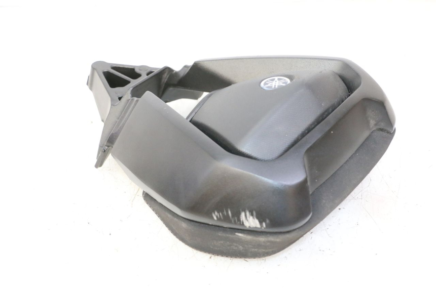 photo de BACKREST YAMAHA XMAX X-MAX 125 (2021 - 2025)