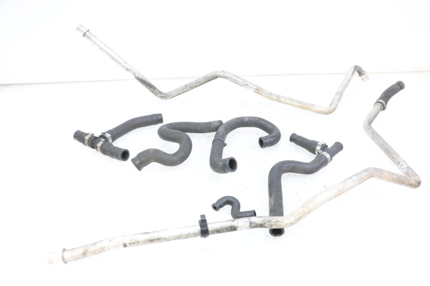 photo de RADIATOR HOSE BMW C1 125 (2000 - 2003)
