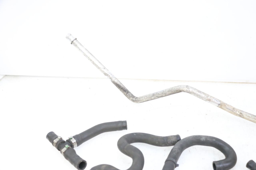 photo de RADIATOR HOSE BMW C1 125 (2000 - 2003)