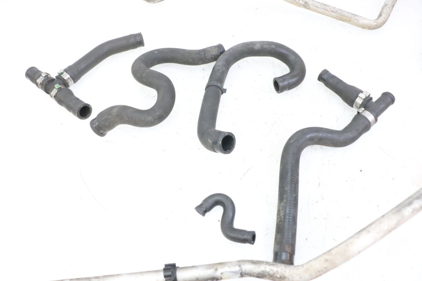 photo de RADIATOR HOSE BMW C1 125 (2000 - 2003)
