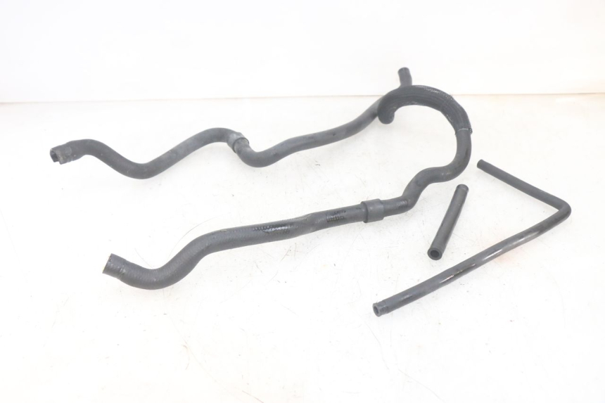 photo de RADIATOR HOSE PIAGGIO MP3 HPE 300 (2019 - 2026) - Product overview