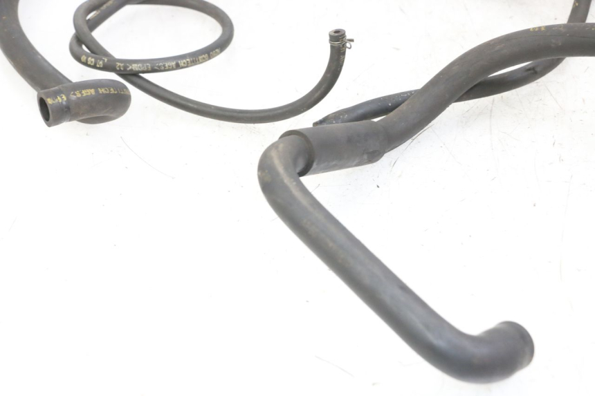 photo de RADIATOR HOSE PIAGGIO BEVERLY 125 (1998 - 2005)