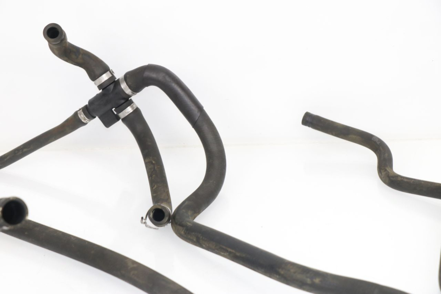 photo de RADIATOR HOSE PIAGGIO VESPA GTS 125 (2007 - 2012)