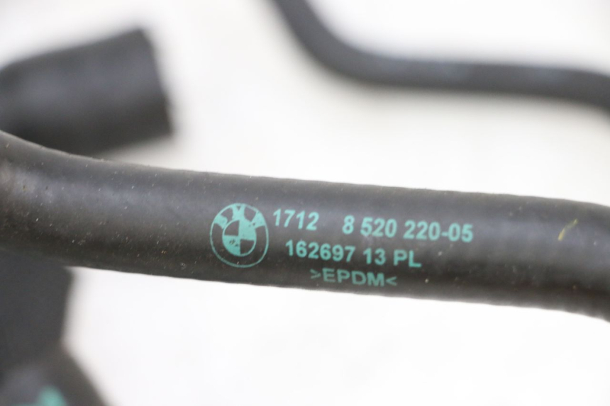 photo de RADIATOR HOSE BMW R GS 1250 (2021 - 2024) - Zoom on usage condition