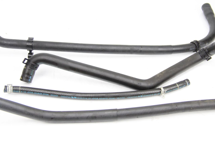 photo de RADIATOR HOSE PEUGEOT SATELIS 125 (2013 - 2018)