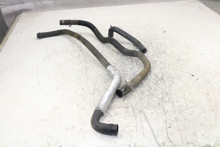 photo de RADIATOR HOSE PEUGEOT SATELIS 400 (2007 - 2013)