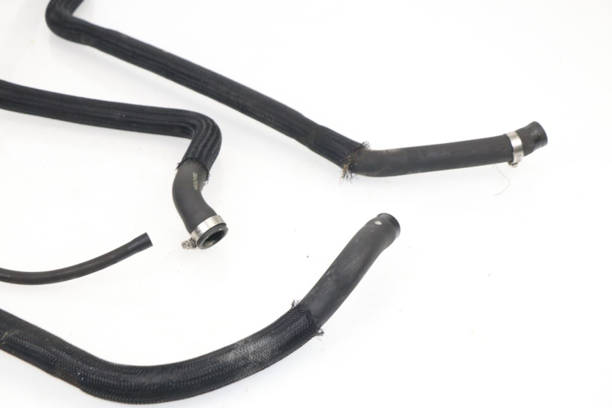 photo de RADIATOR HOSE SUZUKI BURGMAN 125 (2007 - 2014)