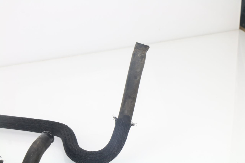 photo de RADIATOR HOSE SUZUKI BURGMAN 125 (2007 - 2014)